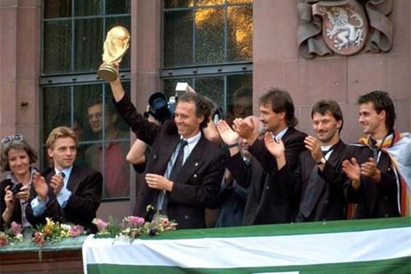 奔驰CEO 无法与中国脱钩