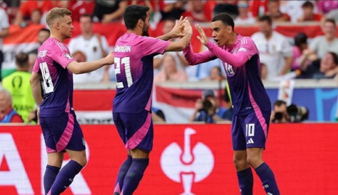 足球史上最 不要脸 的进球到底长啥样？