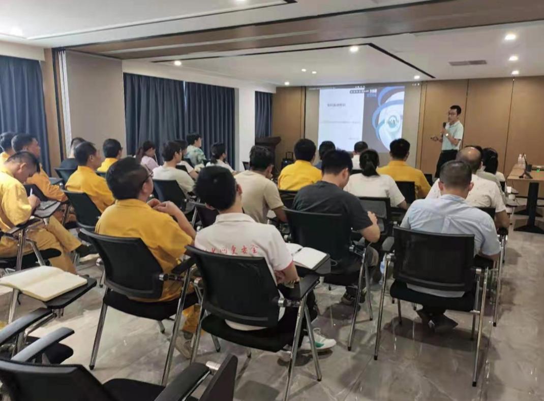 西咸一体化进程缓慢原因分析：行政区划复杂与产业协同不足