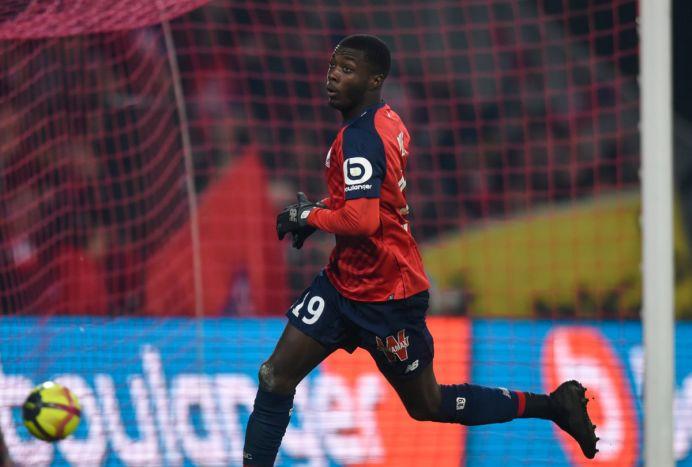 为什么说 佩佩踩梅西 是足球游戏最难复刻的骚操作？