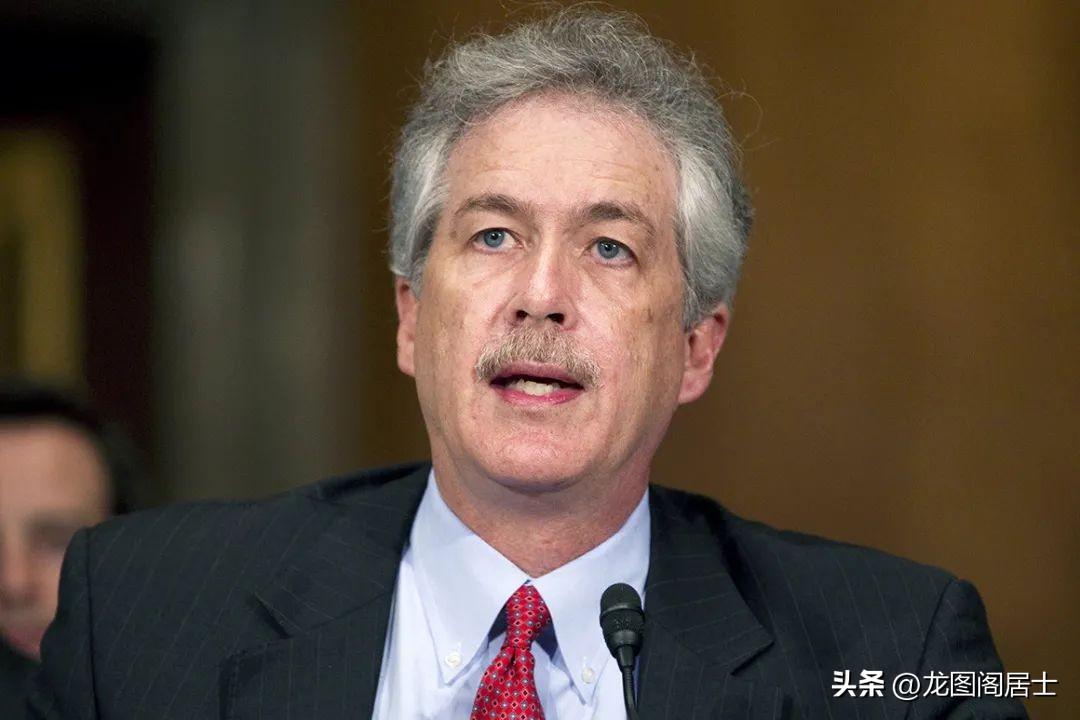 在英国混华人论坛会被当间谍吗？