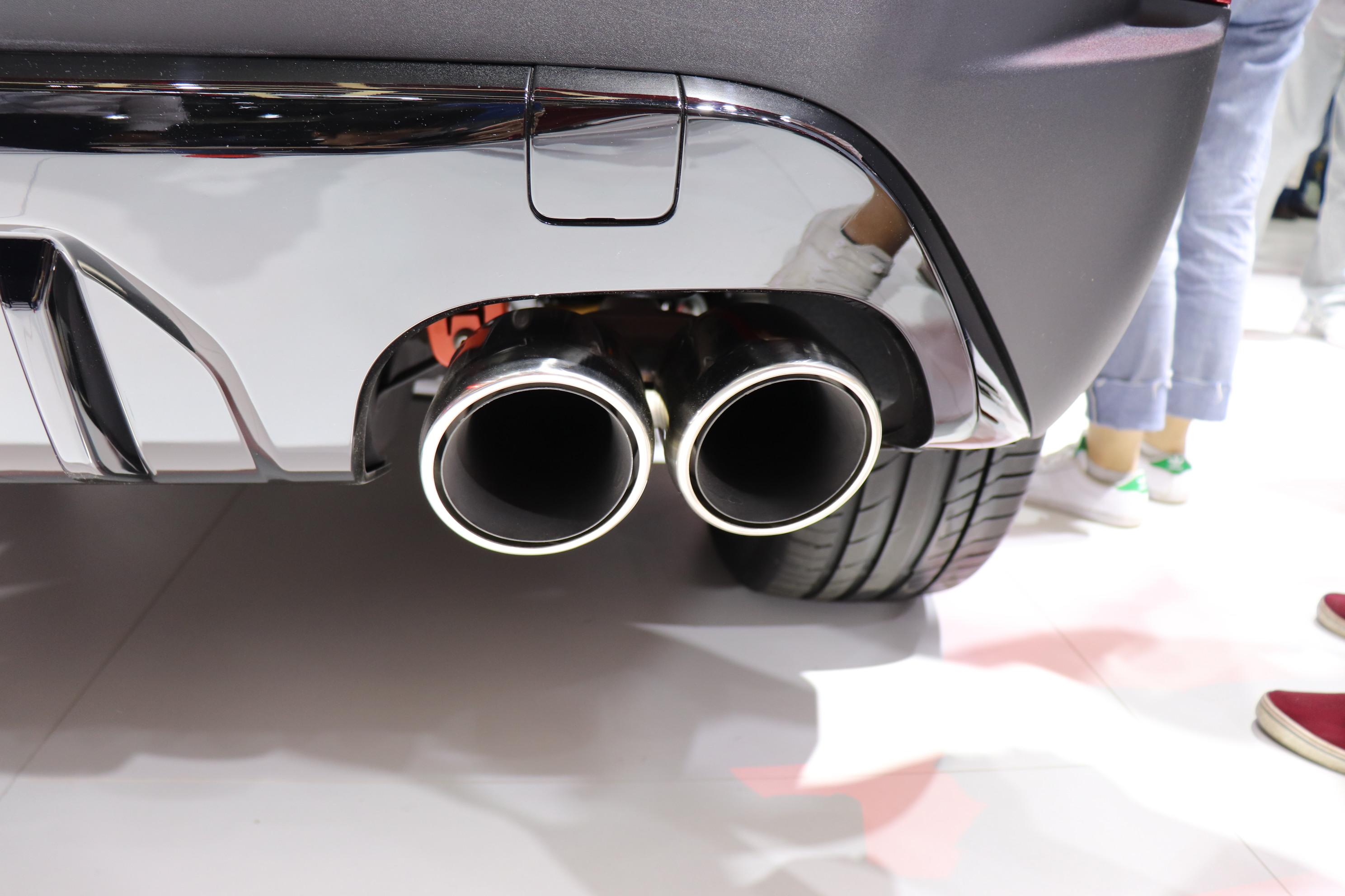 三菱翼神改装剪刀门太贵？车主省8000元的实战避坑指南