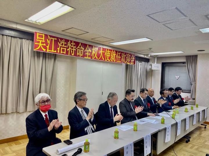 华侨华人论坛发言如何让300人起立鼓掌? 华侨华人论坛发言如何让300人起立鼓掌?