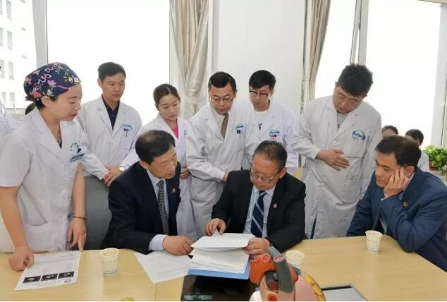 在加拿大生活的华人真的都混论坛吗？