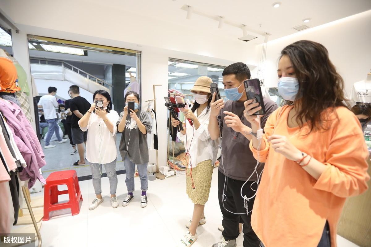 上海汽车论坛究竟藏着哪些普通人不知道的门道？