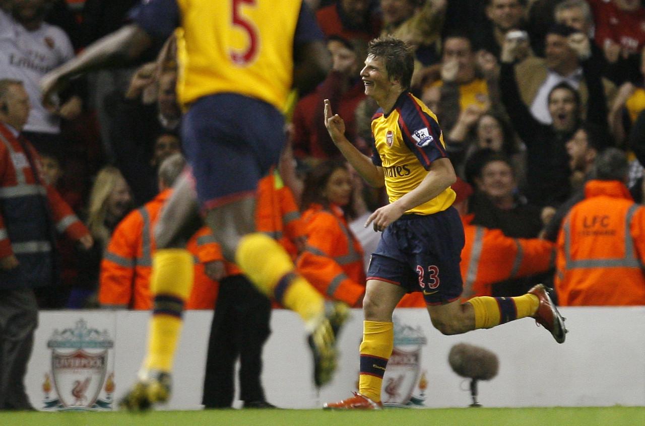 为什么阿尔沙文能让阿森纳球迷又爱又恨? 为什么阿尔沙文能让阿森纳球迷又爱又恨?