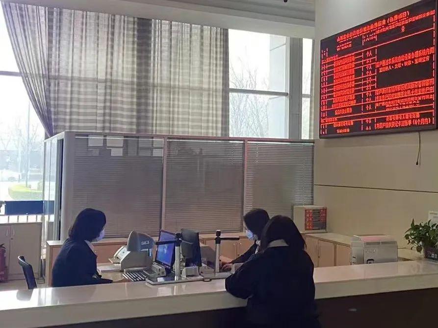 公司刚注册完，财务却卡在开户上？