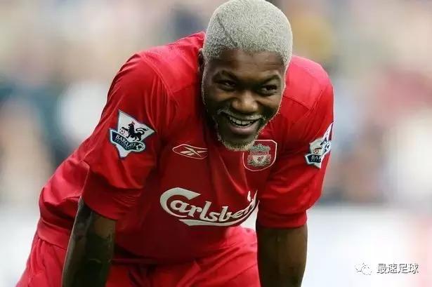 为什么郑智一脚让西塞断腿成了足坛经典教材？