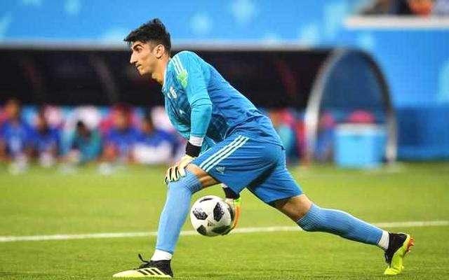 C罗扮流浪汉踢球被拒？这波操作到底想教会我们什么？