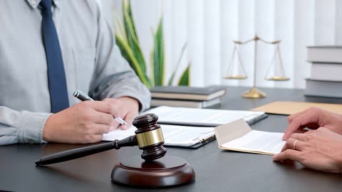 先打官司后收费的律师联系方式：如何筛选值得信赖的风险代理