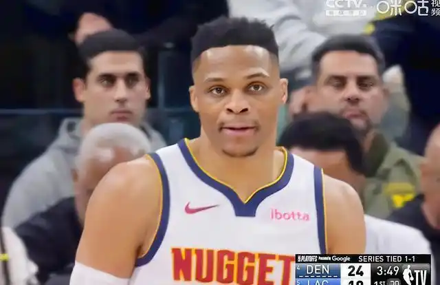 丹佛掘金对阵洛杉矶快船比赛分析_NBA季后赛掘金对快船比赛结果_nba季后赛快船队