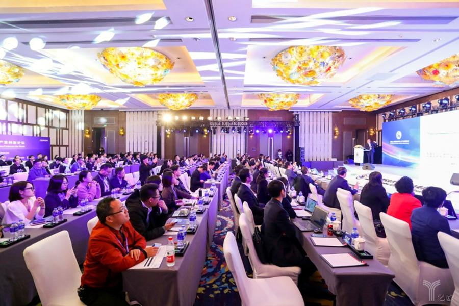 注册中国华人论坛总卡在验证环节？