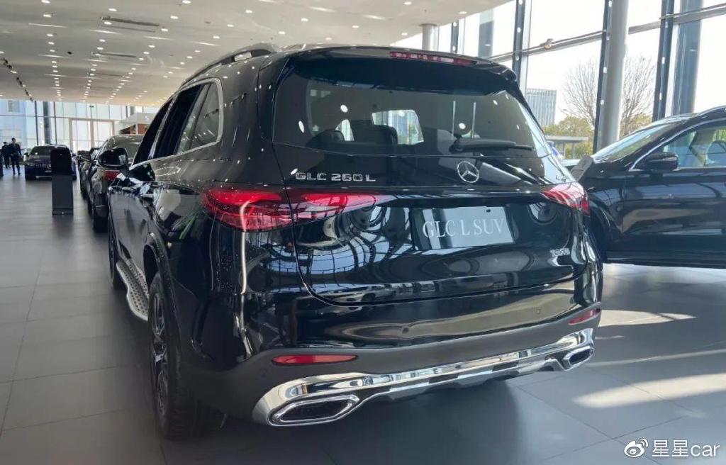 新款GLC最高涨幅5.6万元，价格逼近途锐，谁给奔驰的自信？