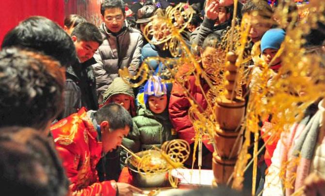 Agen Judi Slot Mesin Online: Platform Daring untuk Bermain Slot dengan Bebas