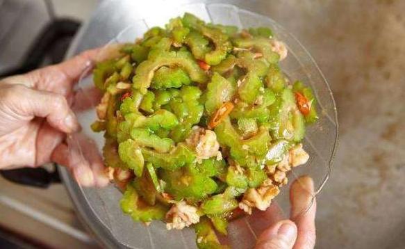 孕妇梦见小男孩哭预示什么？3大维度解码健康预警与化解之道