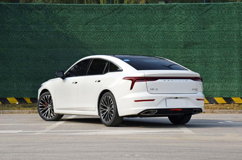 还在为旧车处理发愁？奔腾QQ报废流程省5000元 提速30天