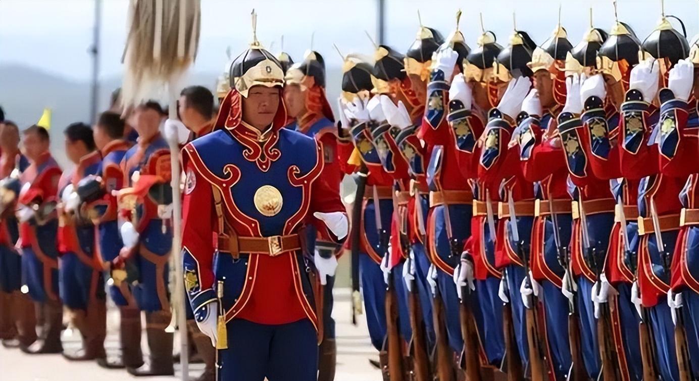 做梦梦到古代人怎么回事?2025年运势解码与危机预警 做梦梦到古代人怎么回事?2025年运势解码与危机预警