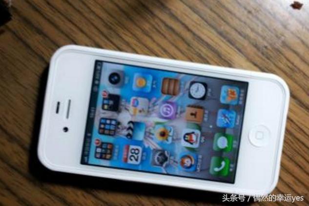现在买苹果iPhone4s手机到底要花多少钱? 现在买苹果iPhone4s手机到底要花多少钱?