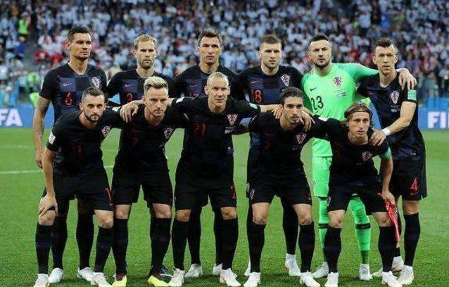 荷兰阿根廷为啥一场比赛能发15张黄牌？