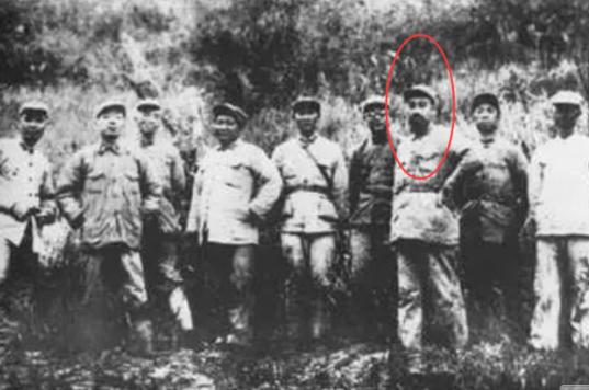 一张合照为何能让千万球迷集体破防? 一张合照为何能让千万球迷集体破防?