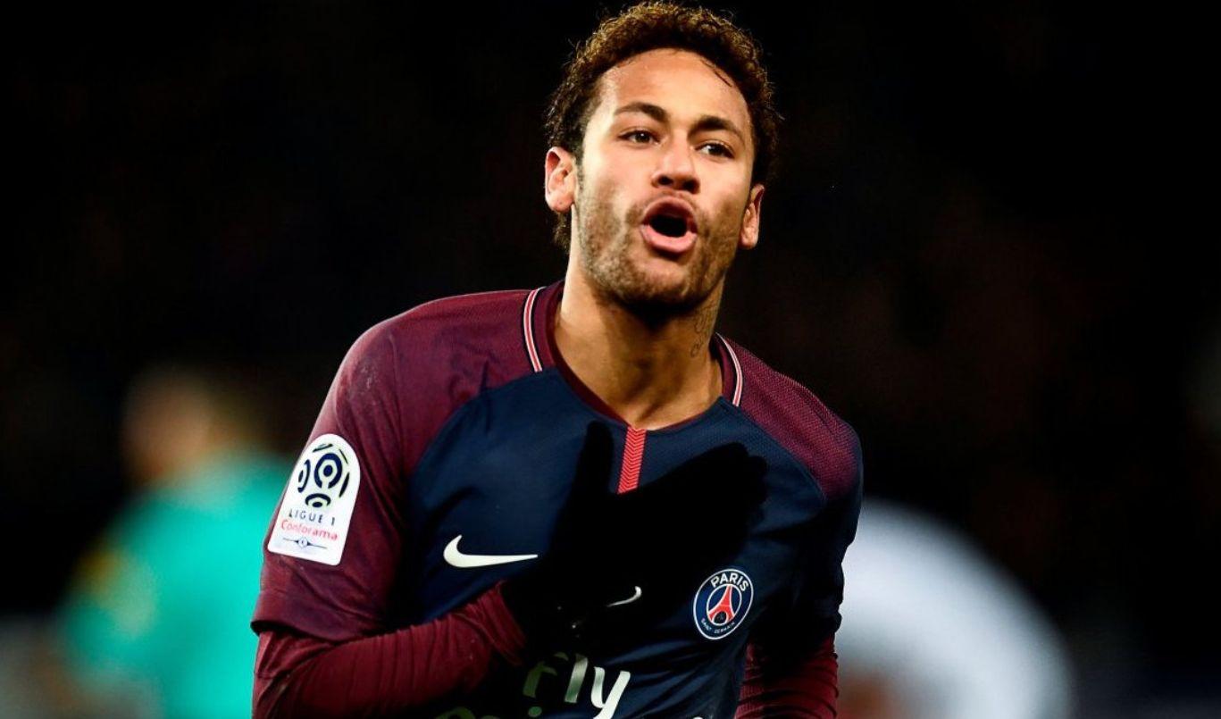 内马尔到底有多高？矮个子球员如何统治绿茵场？