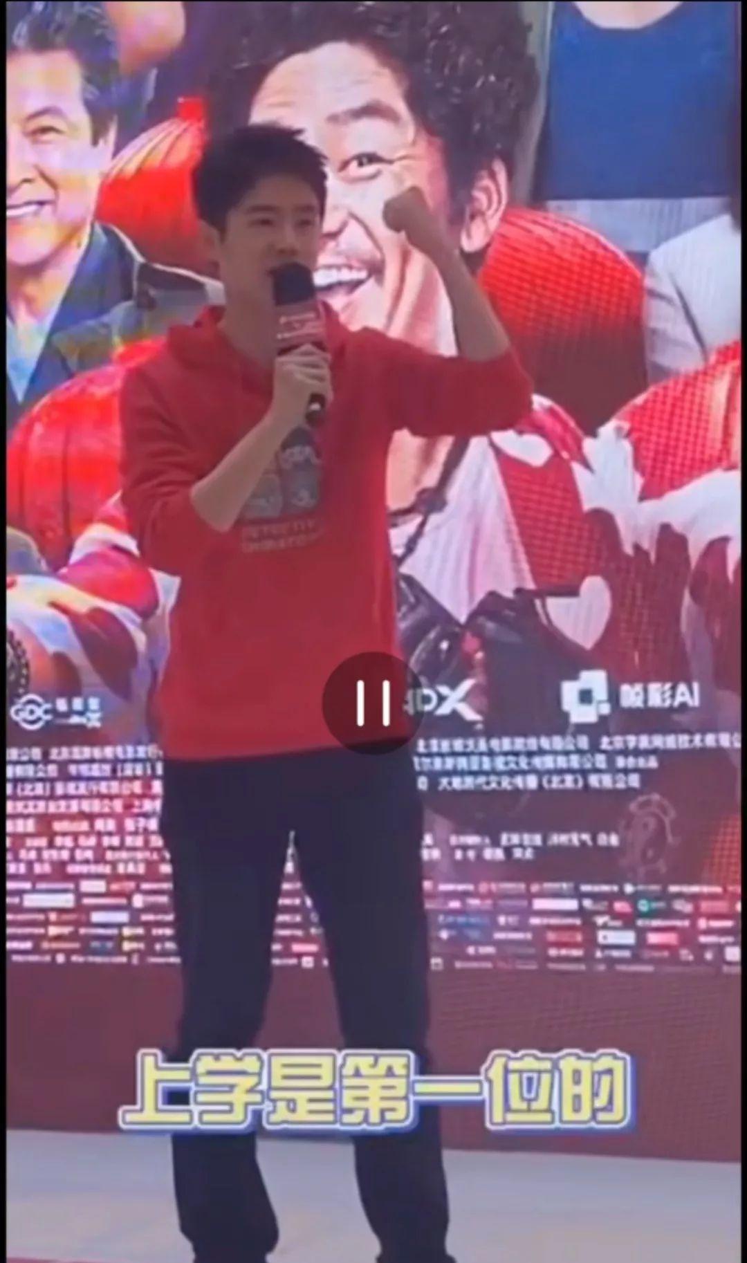 穿婚纱追星真的能感动偶像吗? 穿婚纱追星真的能感动偶像吗?