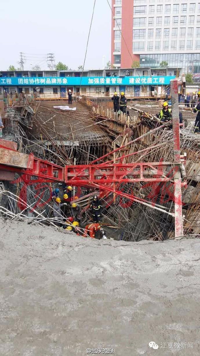 大胆！日机强闯钓鱼岛，台湾网民怒了！留学生举“日本投降”号外