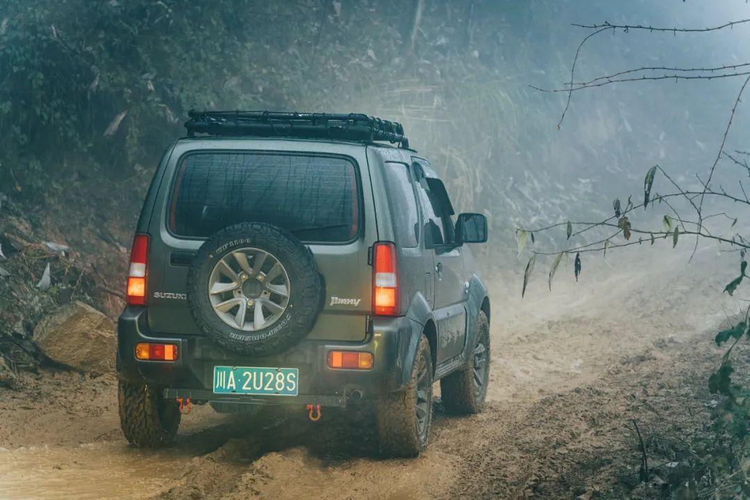 二手铃木吉姆尼值得买吗,优缺点分析,价格走势全解读 二手铃木吉姆尼值得买吗,优缺点分析,价格走势全解读