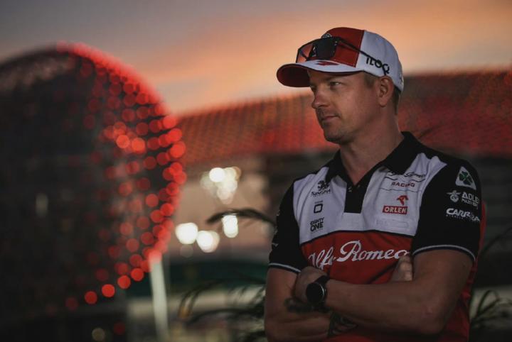 2025年天秤座梦见超市遇熟人：贵人运暗藏的3大财富密码