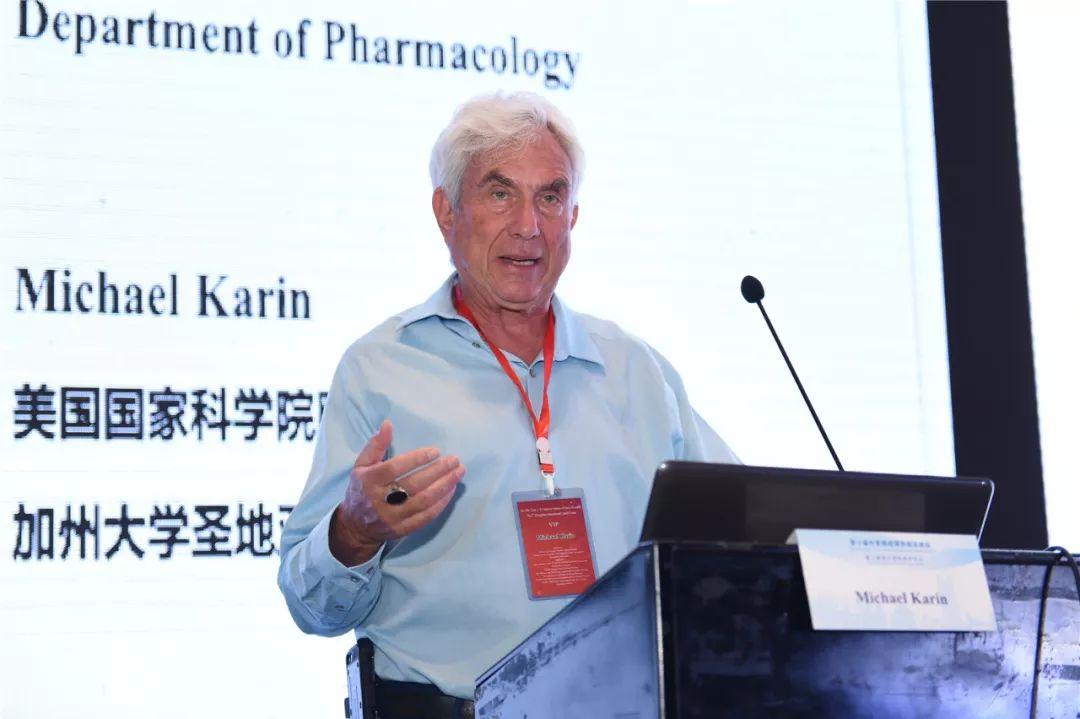 梦见老板和我说话预示什么?2025年贵人磁场与职场突破解码 梦见老板和我说话预示什么?2025年贵人磁场与职场突破解码