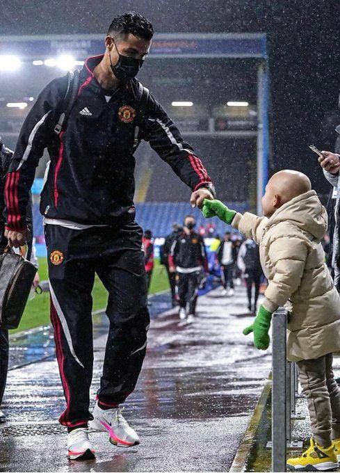 梦见医生检查肺癌预示什么？2025双子座健康转机解析