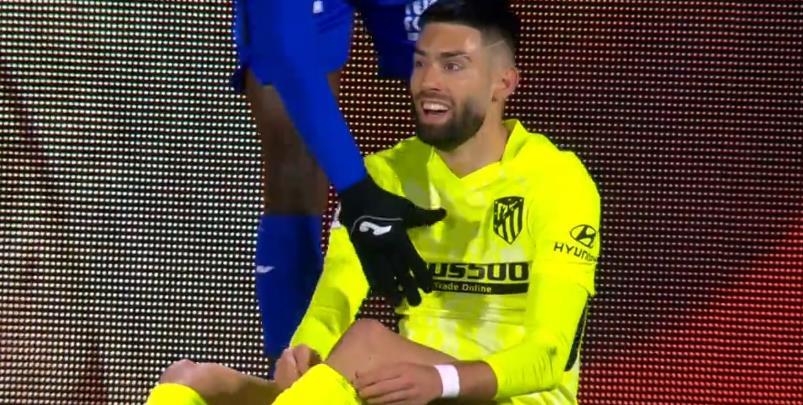 主子偷舔黄油会中毒吗？