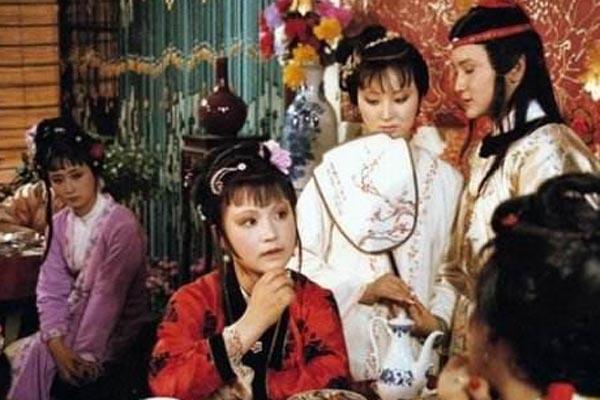 你家主子每天吃多少才不算虐待? 你家主子每天吃多少才不算虐待?