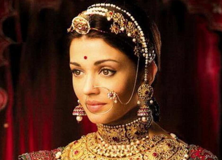 印度种族等级制度排行（印度种姓制度，人被分成三六九等，“贱民”达利特人如何生存？）