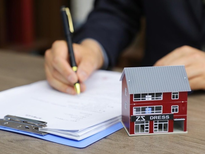 北京房产律师：房屋买卖租赁安置全流程代理，24小时咨询