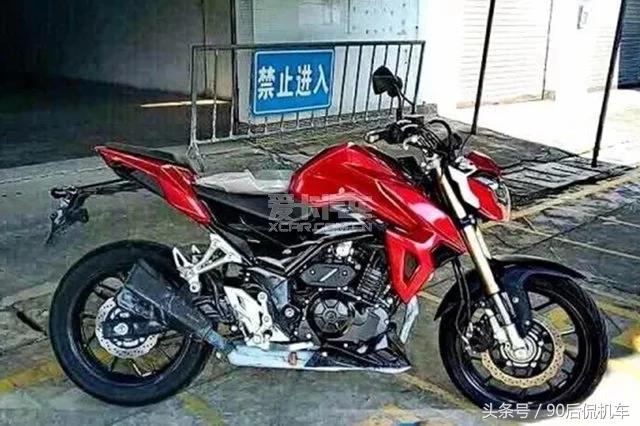 铃木GSR250真的适合新手当第一辆摩托车吗？