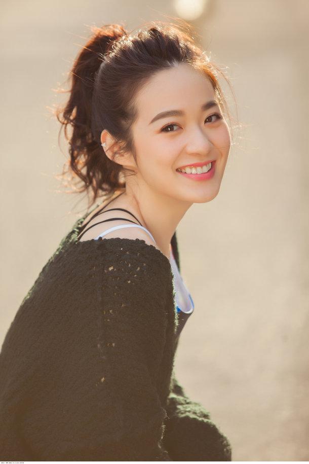 梦见从肚子里取出刀片预示什么？解析身心危机的潜意识密码