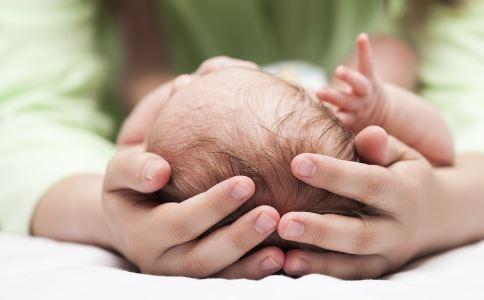 梦见女儿私处预示什么？心理学与家族能量双重解析