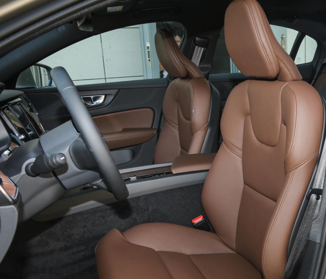 沃尔沃保养真的比BBA更贵吗？