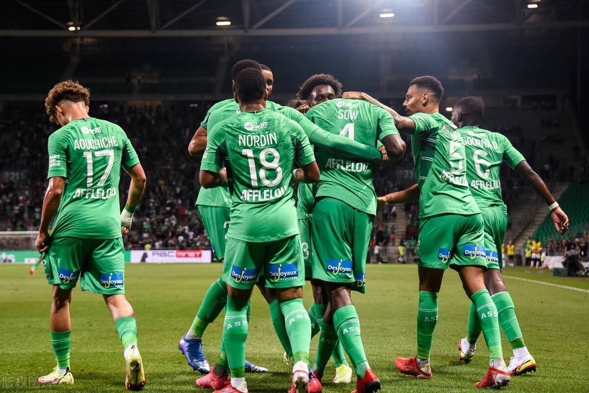 法甲新赛季：洛里昂能掀翻里尔这个硬骨头吗？