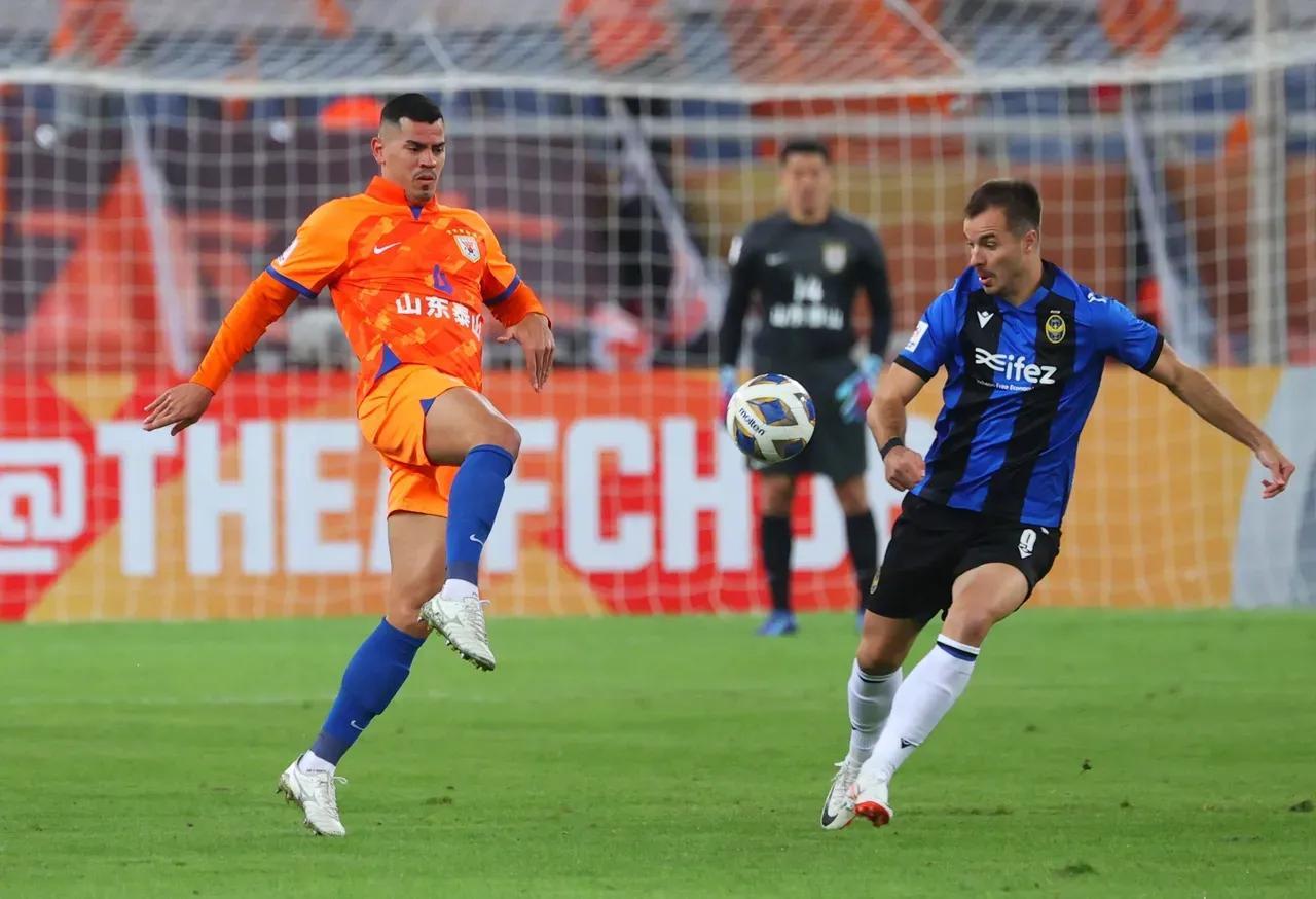 山东泰山为啥总被川崎前锋按着打? 山东泰山为啥总被川崎前锋按着打?