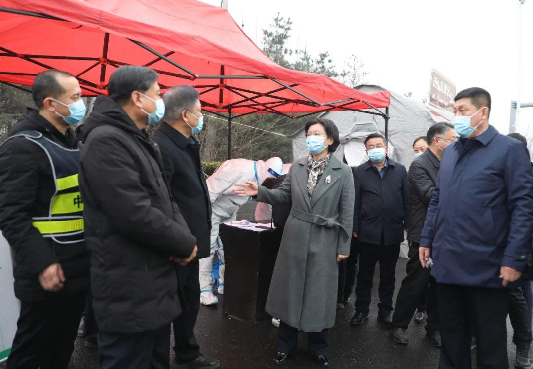 全国企业信用信息公示系统如何查询？