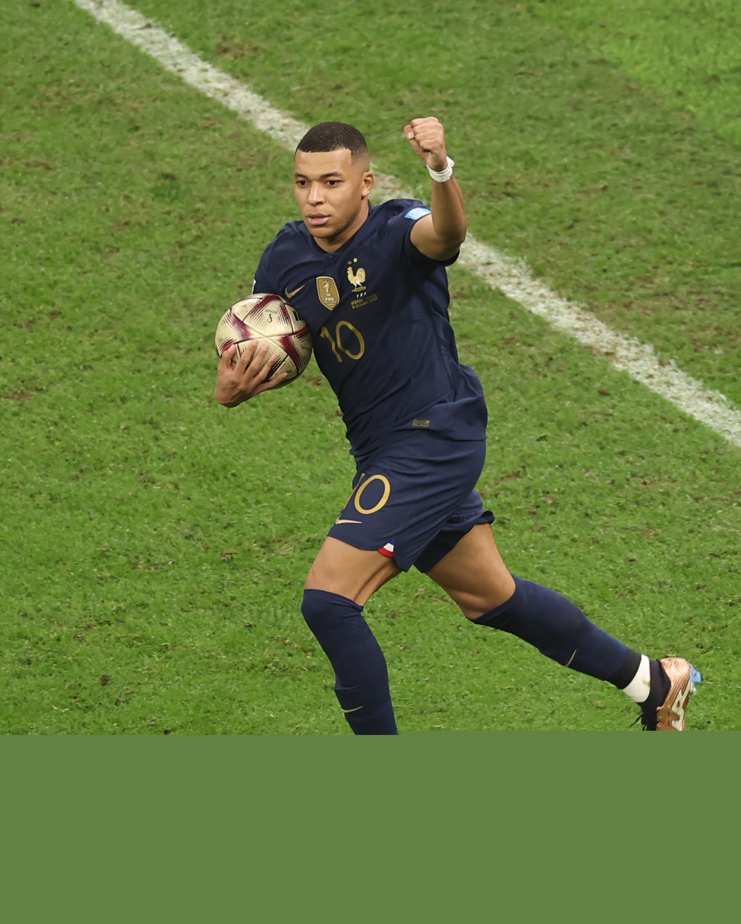 李明真能成为中国的梅西吗? 李明真能成为中国的梅西吗?