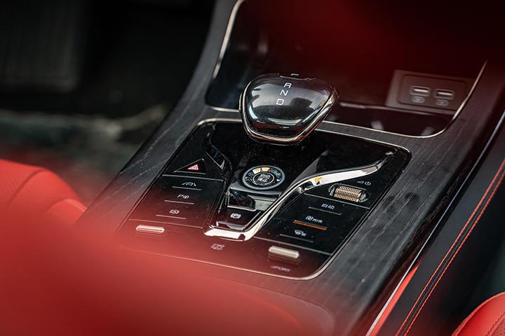 比亚迪汉EV纯电动2021款真实体验：续航缩水还是真香警告？