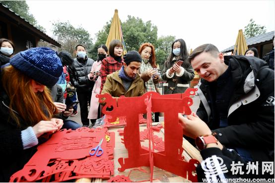 意大利华人论坛网站官网到底怎么用才不踩坑？