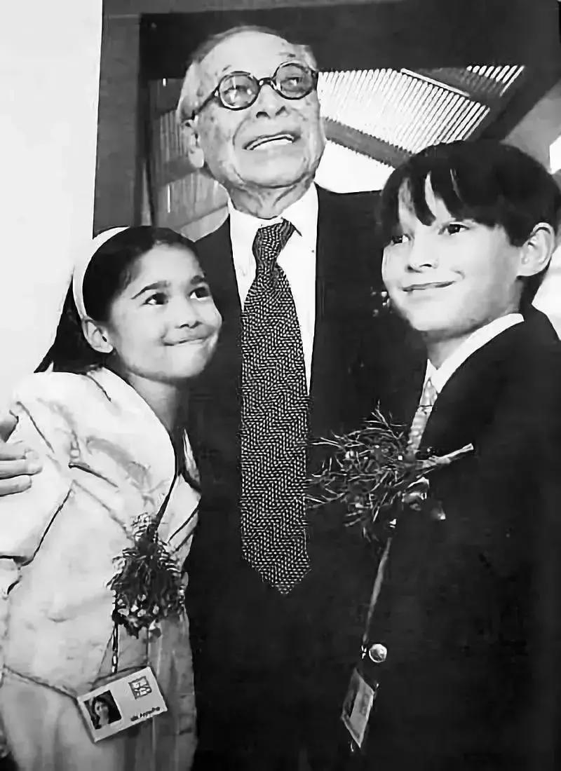 Anna华人论坛到底该怎么玩？新手必看的生存指南