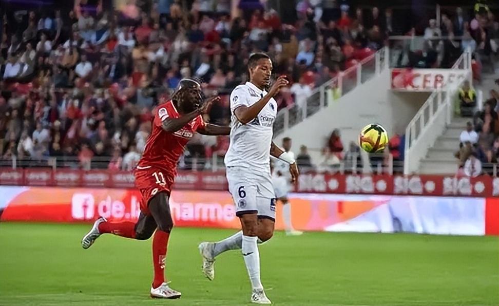 法甲最新比分结果排名最新法甲赛程比分结果