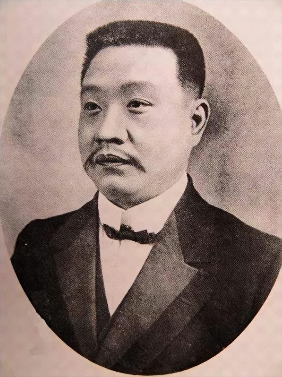 梦见喜欢的人来自己家做客的心理学解析与情感指引 梦见喜欢的人来自己家做客的心理学解析与情感指引