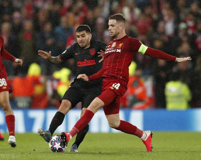 安迪·卡罗尔真的是游戏中的头球之王吗？