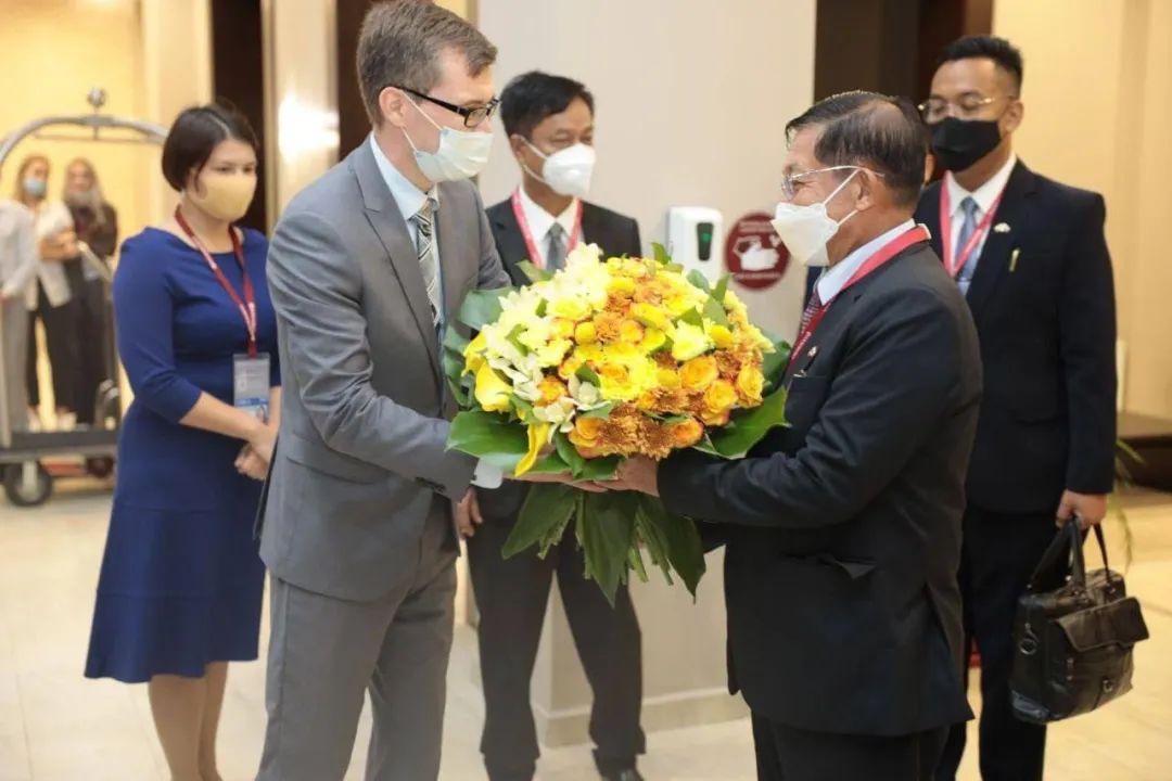 在白俄罗斯找不到组织?华人论坛到底怎么混? 在白俄罗斯找不到组织?华人论坛到底怎么混?